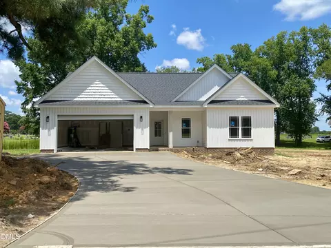 505 N Hillandale Dr, Fremont, NC 27830