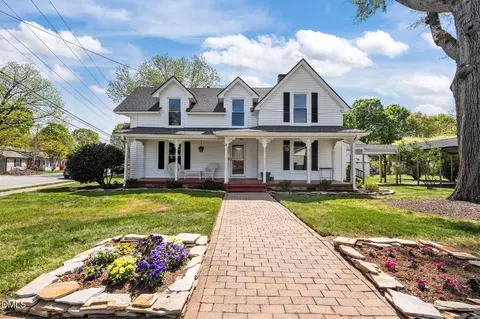 222 E Minneola St, Gibsonville, NC 27249