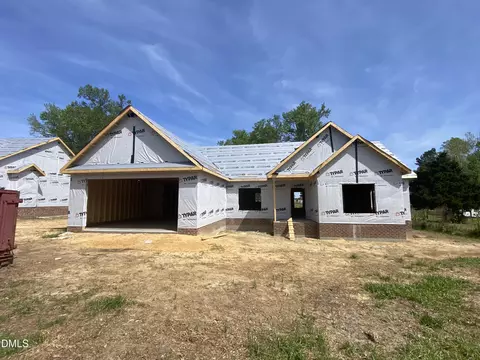 507 N Hillandale Dr, Fremont, NC 27830