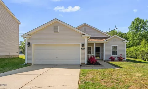 3113 Locust Grove Dr, Apex, NC 27539