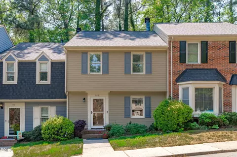 5516 Hamstead Xing, Raleigh, NC 27612