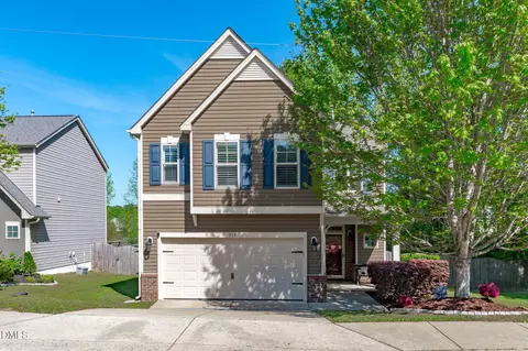919 Award St, Fuquay Varina, NC 27526