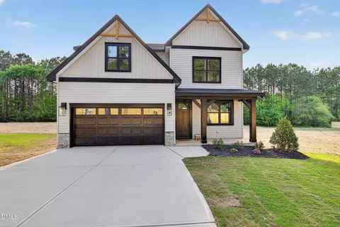 607 Richardson Rd, Zebulon, NC 27597