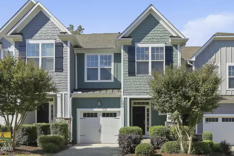 104 Secret Grove Ln, Holly Springs, NC 27540