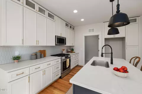 Kitchen - 1005 Forrestal Pl, Durham, NC 27707 photo 3 of 3