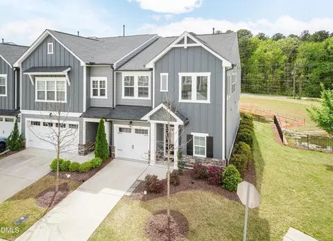 Exterior - 3019 Dunnock Dr, Durham, NC 27713 photo 5 of 8
