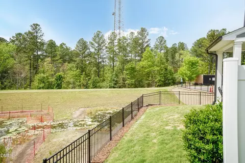 Exterior - 3019 Dunnock Dr, Durham, NC 27713 photo 4 of 8