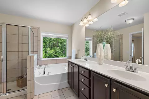 Bath - 2063 Weston Green Loop, Cary, NC 27513 photo 2 of 5