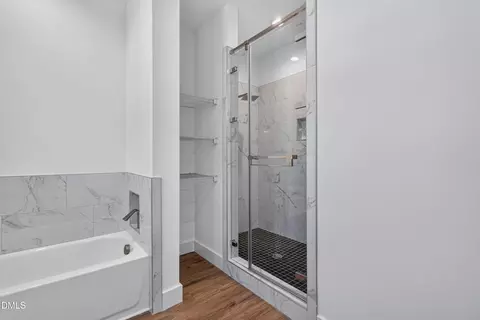 Bath - 1105 Nova St, Durham, NC 27713 photo 6 of 10