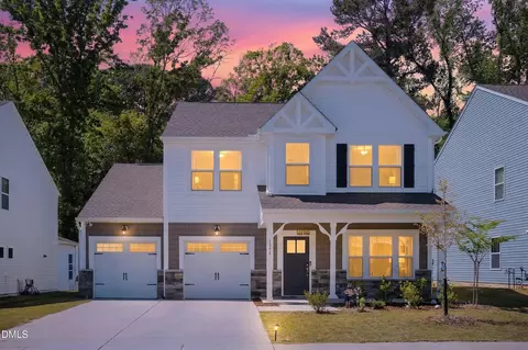 1324 Amos Park St, Fuquay Varina, NC 27526
