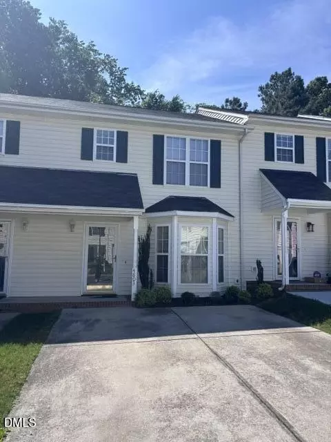 4803 Tanglewood Oaks St, Raleigh, NC 27610