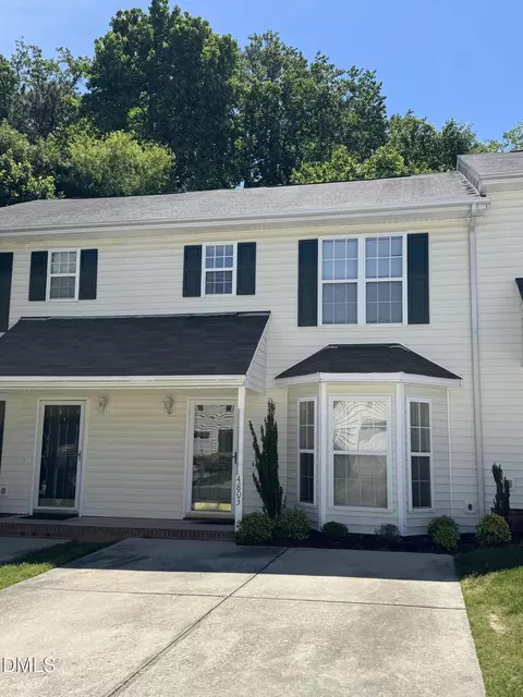4803 Tanglewood Oaks St, Raleigh, NC 27610