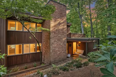 216 Glenhill Ln, Chapel Hill, NC 27514