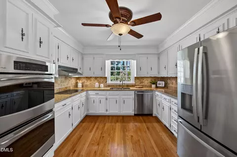 Kitchen - 1046 Johnson Rd, Coats, NC 27521 photo 3 of 4