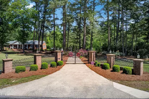Exterior - 1046 Johnson Rd, Coats, NC 27521 photo 2 of 43
