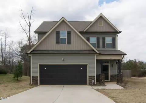 420 Collinsworth Dr, Clayton, NC 27527