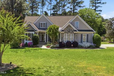 7813 Twin Pines Way, Fuquay Varina, NC 27526