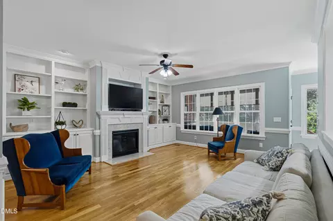 39 Old Grove Ln, Apex, NC 27502