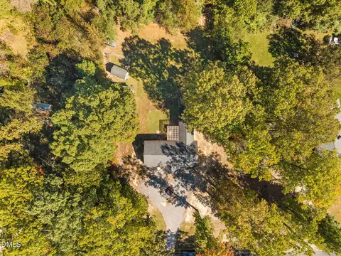 3137 Parkwood Dr, Sanford, NC 27332