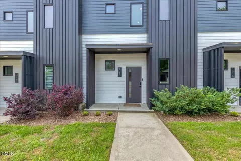 1018 Tipton St, Raleigh, NC 27610