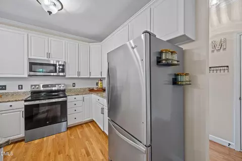 Kitchen - 1201 Miracle Dr, Wake Forest, NC 27587 photo 4 of 4