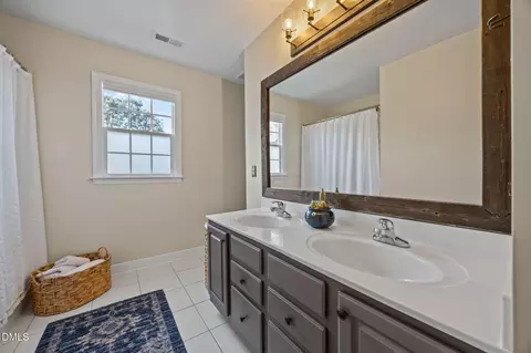 Bath - 1201 Miracle Dr, Wake Forest, NC 27587 photo 3 of 4