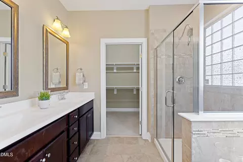 Bath - 267 Meadowmist Dr, Garner, NC 27529 photo 1 of 5