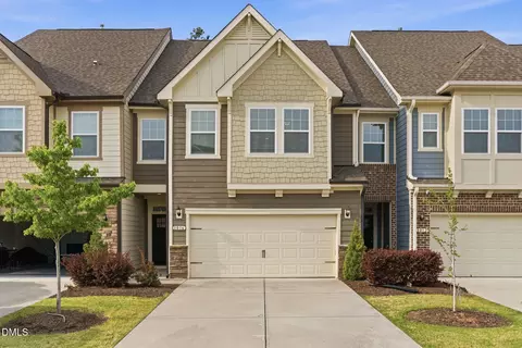 1016 Pershing Glen Ct, Morrisville, NC 27560