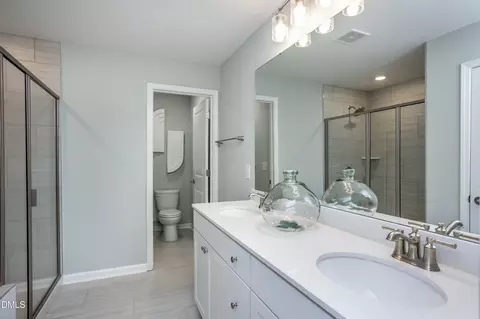 Bath - 2933 Denson Rd, Willow Springs, NC 27592 photo 1 of 3