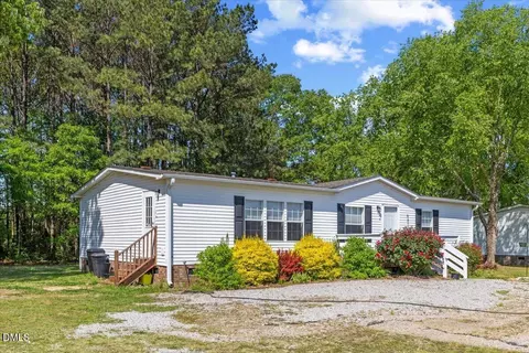 3146 Stevens Chapel Rd, Smithfield, NC 27577 photo 2