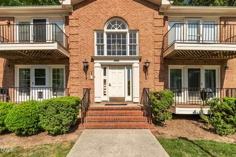 1515 E Franklin St #13, Chapel Hill, NC 27514