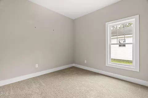 Bedroom - 506 E Townsend St, Dunn, NC 28334 photo 3 of 3
