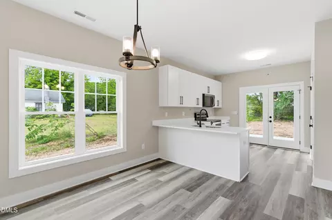 Dining - 506 E Townsend St, Dunn, NC 28334 photo 1 of 1