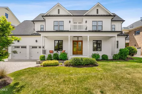 2812 Charleston Oaks Dr, Raleigh, NC 27614