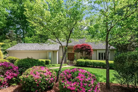 116 Birklands Dr, Cary, NC 27518
