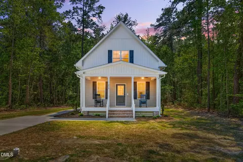 219 Chase St #( 7), Eureka, NC 27830