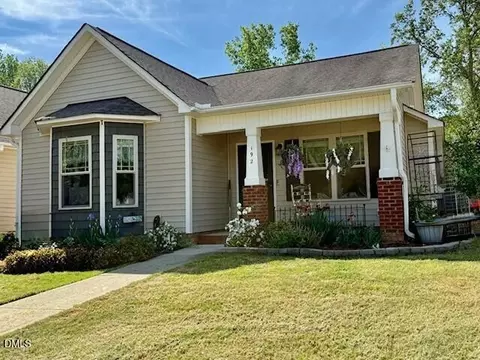 192 E Moss Creek Dr, Clayton, NC 27520