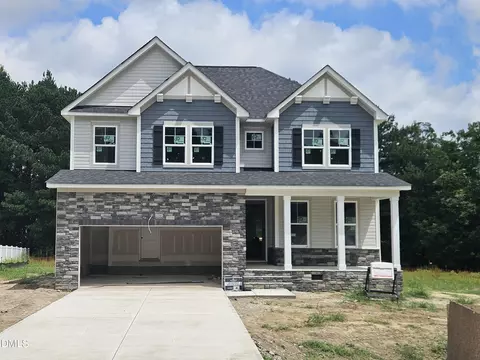 77 Charred Oak Ct, Lillington, NC 27546