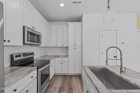 Kitchen - 2801 Cannada Ave # B, Durham, NC 27704 photo 3 of 3