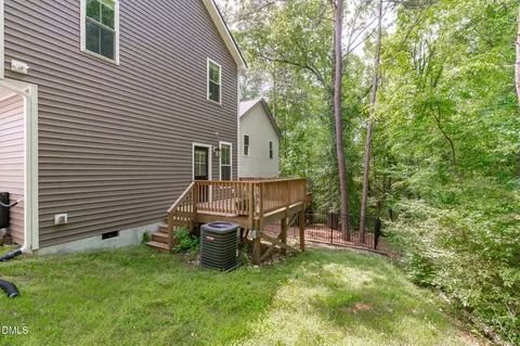 Exterior - 2801 Cannada Ave # B, Durham, NC 27704 photo 4 of 6