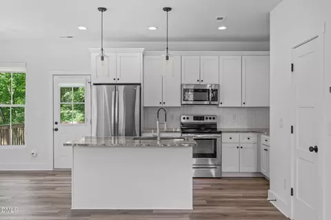 Kitchen - 2801 Cannada Ave # B, Durham, NC 27704 photo 1 of 3