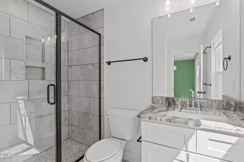 Bath - 2801 Cannada Ave # B, Durham, NC 27704 photo 2 of 3