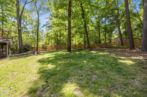 Exterior - 4 Russet Ct, Durham, NC 27712 photo 9 of 10