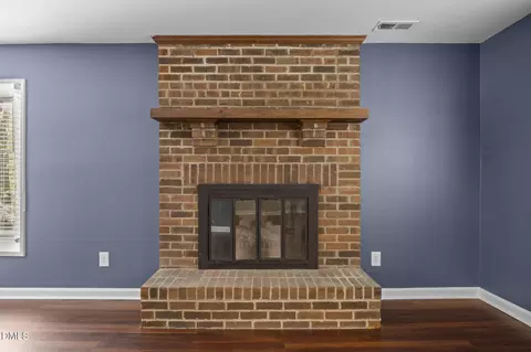 Living - 4 Russet Ct, Durham, NC 27712 photo 2 of 4