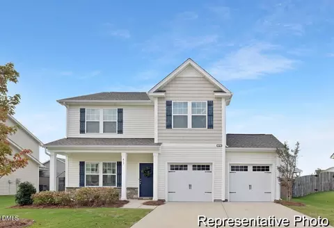 78 Bent Willow Dr #320, Clayton, NC 27527