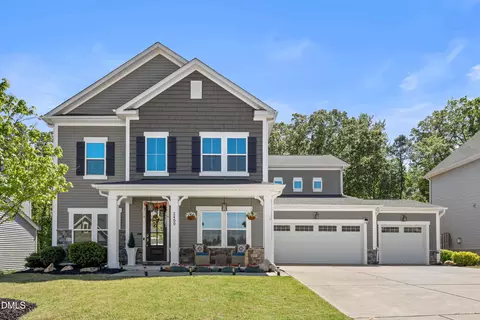 2400 Heathland Farm Dr, Fuquay Varina, NC 27526