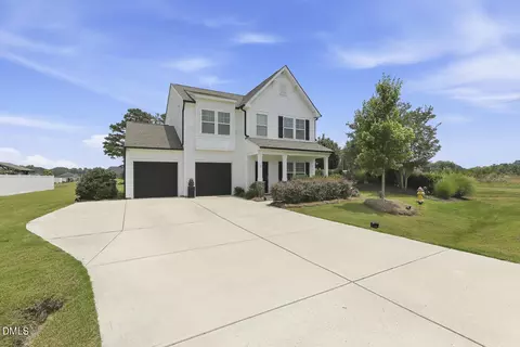 10 Arlie Ln, Lillington, NC 27546