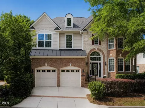 2325 Clayette Ct, Raleigh, NC 27612