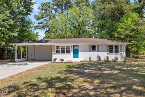 115 E Heath Ave, Smithfield, NC 27577