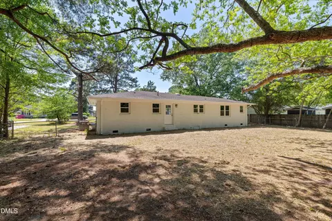 Exterior - 115 E Heath Ave, Smithfield, NC 27577 photo 5 of 8